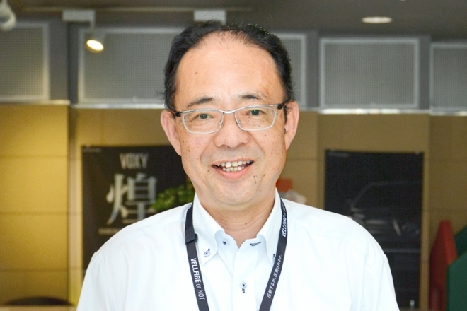新居店長