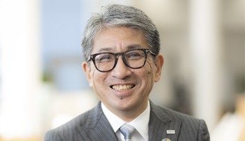 社長笑顔小サイズ