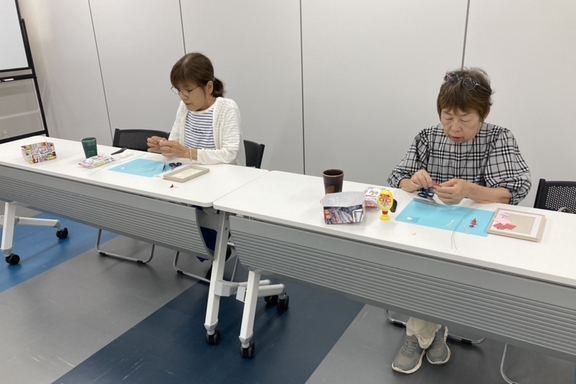 つまみ