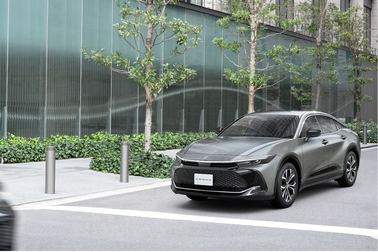 CROSSOVER G（2.5Lハイブリッド車）